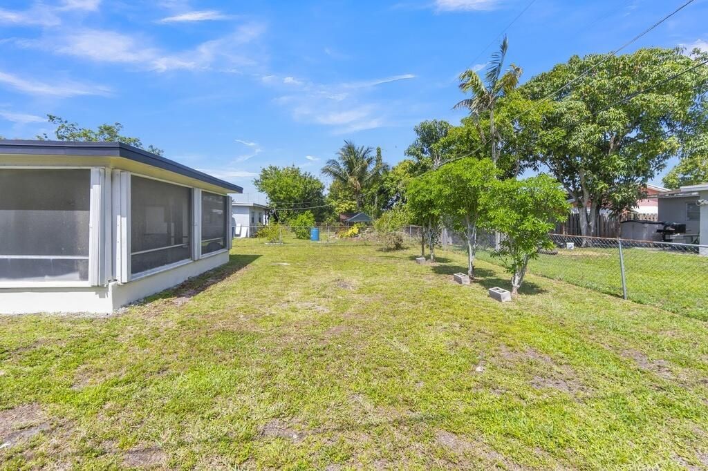 8431 NW 27th Place, Sunrise, FL 33322 Photo