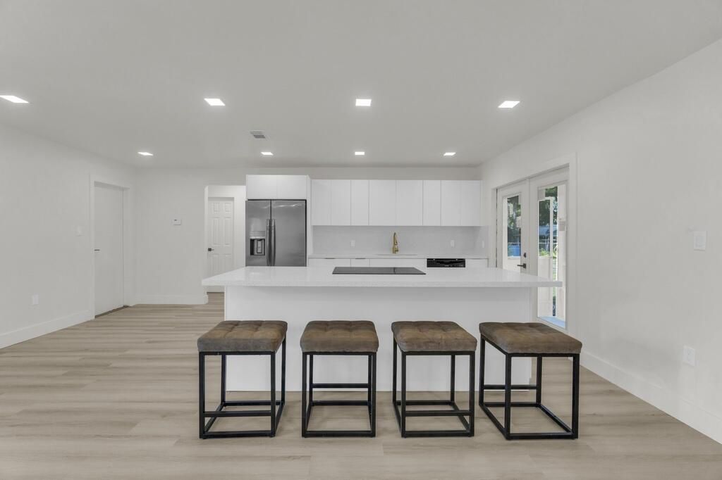 8431 NW 27th Place, Sunrise, FL 33322 Photo