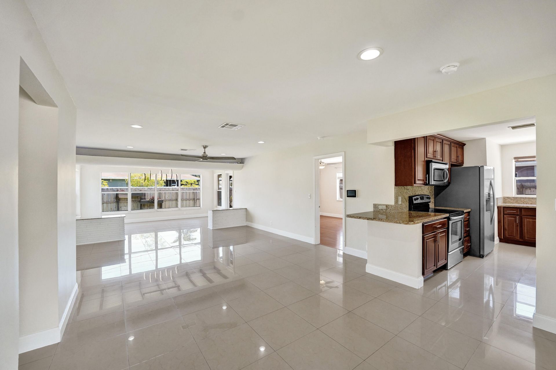 309 N 31st Court, Hollywood, FL 33021 Photo
