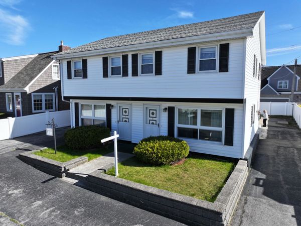 8 Nashua Street, Unit A & B, Seabrook, NH 03874