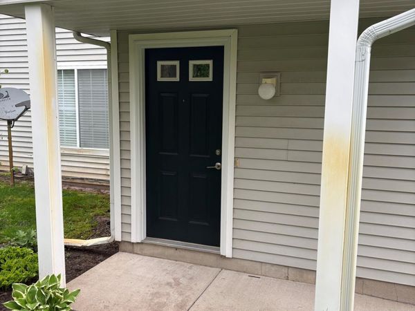 165 Hunters Lane NE, Unit 61, Rockford, MI 49341