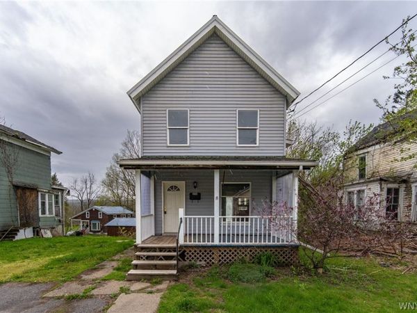 392 Buffalo Street , Gowanda, NY 14070