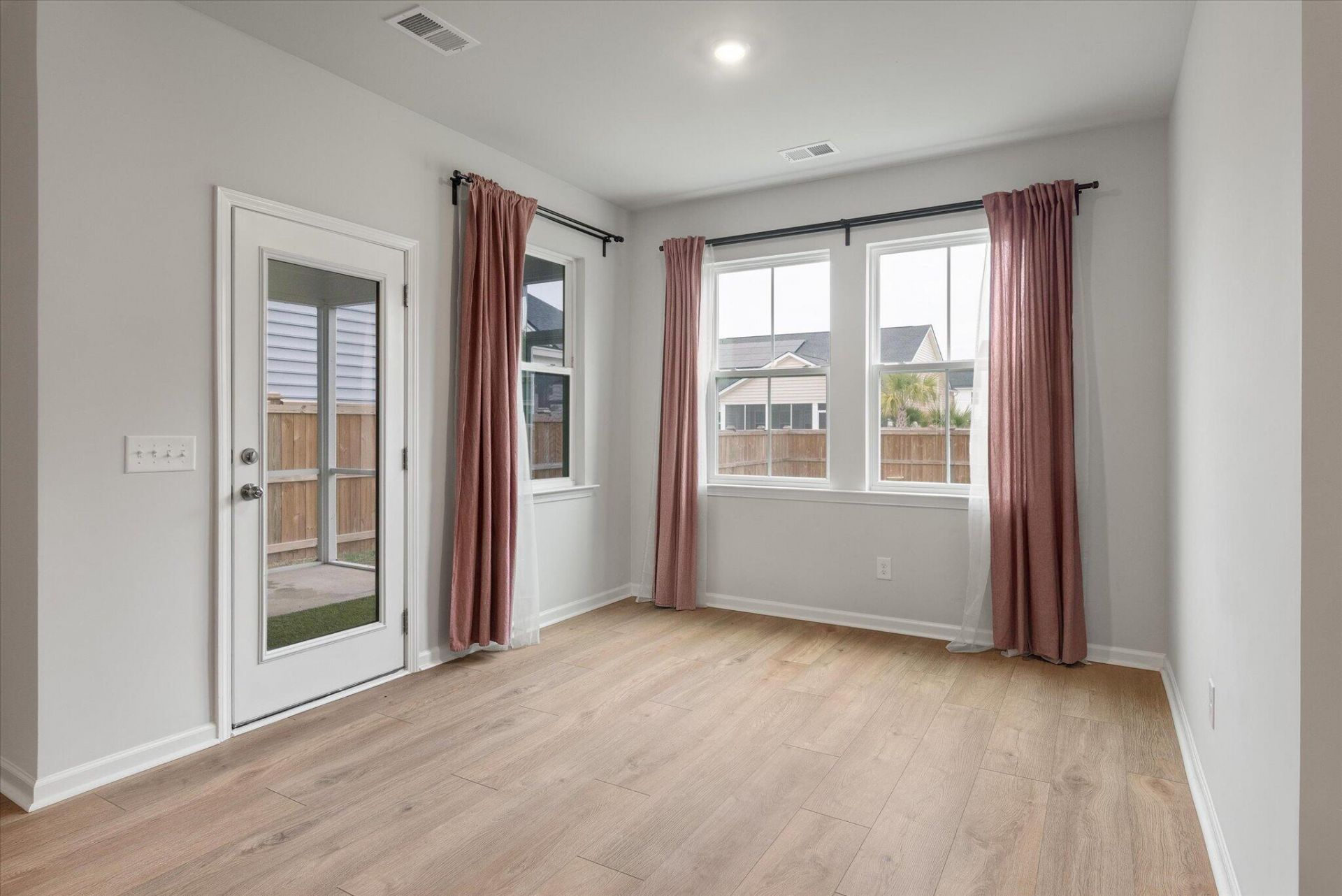 1209 Marsh Royal Street Photo 28