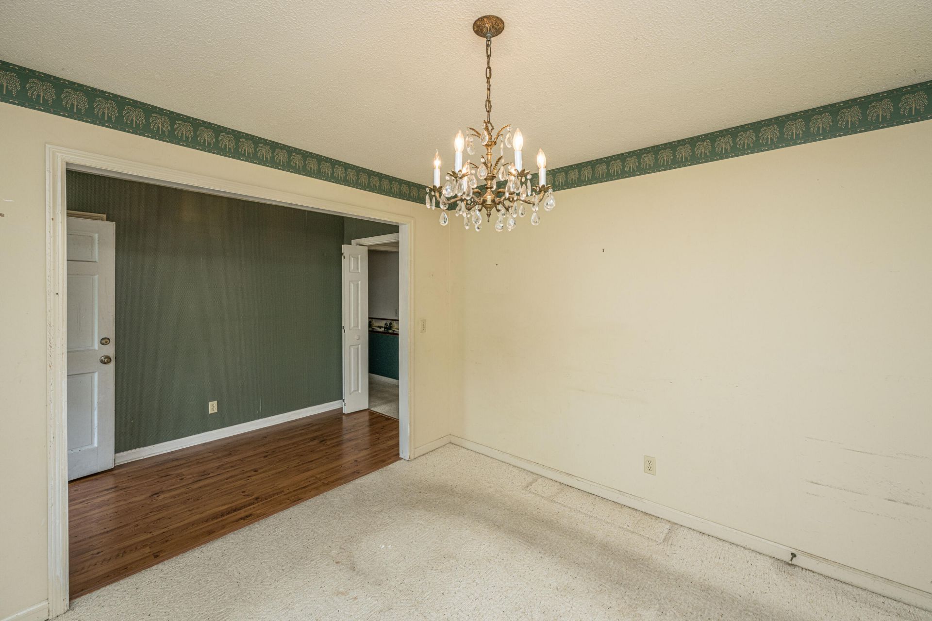 977 Mooring Drive Photo 7