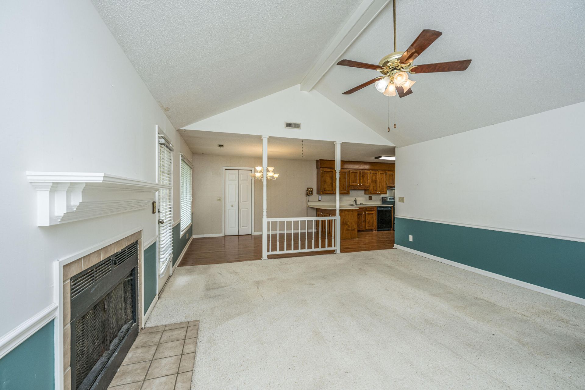 977 Mooring Drive Photo 9