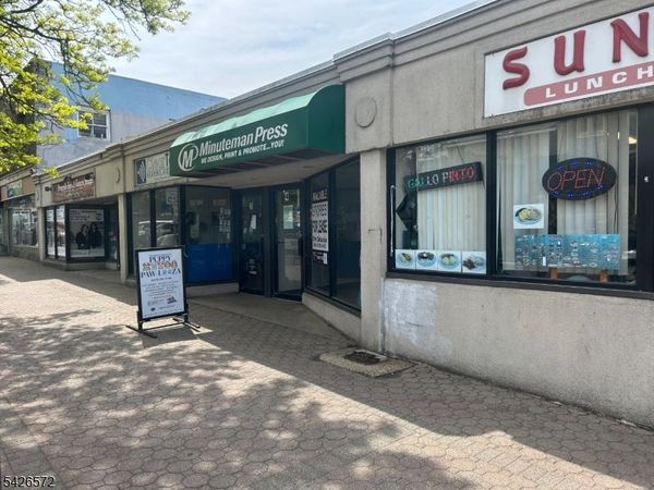 2 E Main St, Somerville, NJ 08876