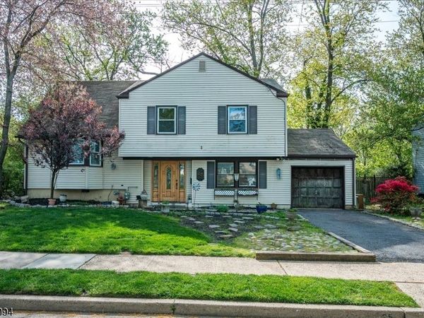 25 Hill Rd, Edison, NJ 08817