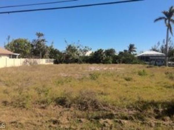 5547 Ann Arbor DR , BOKEELIA, FL 33922