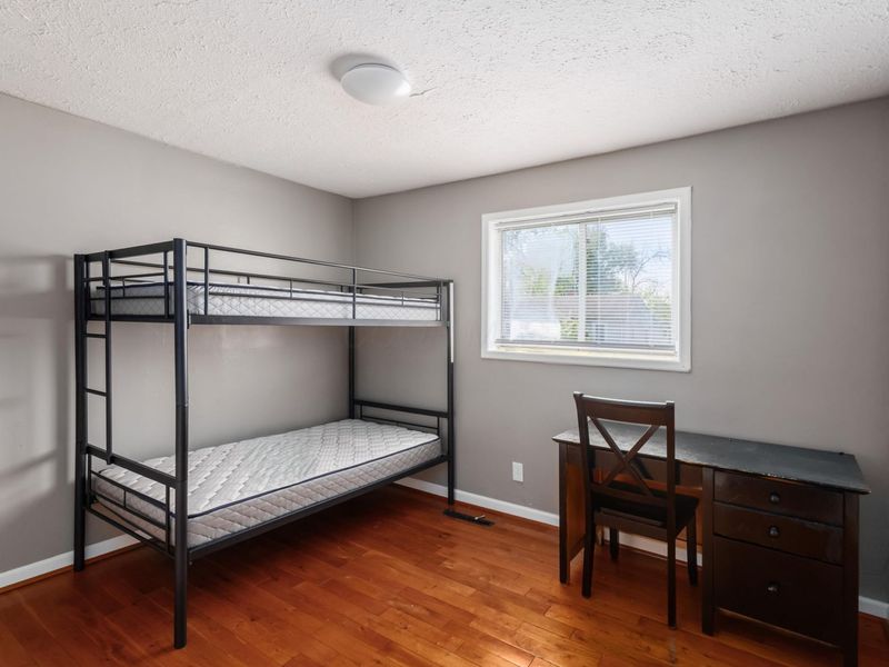 2958 E 11th Avenue, Columbus, OH 43219 Photo 12