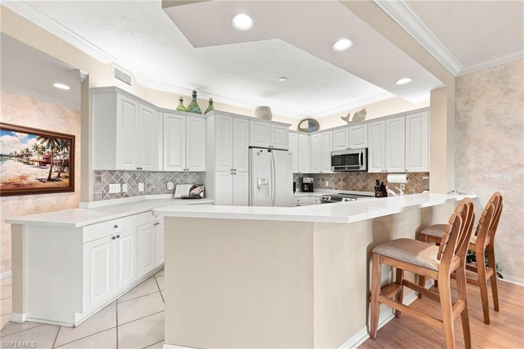 410 Flagship Dr, Unit 1105, Naples, FL 34108 Photo