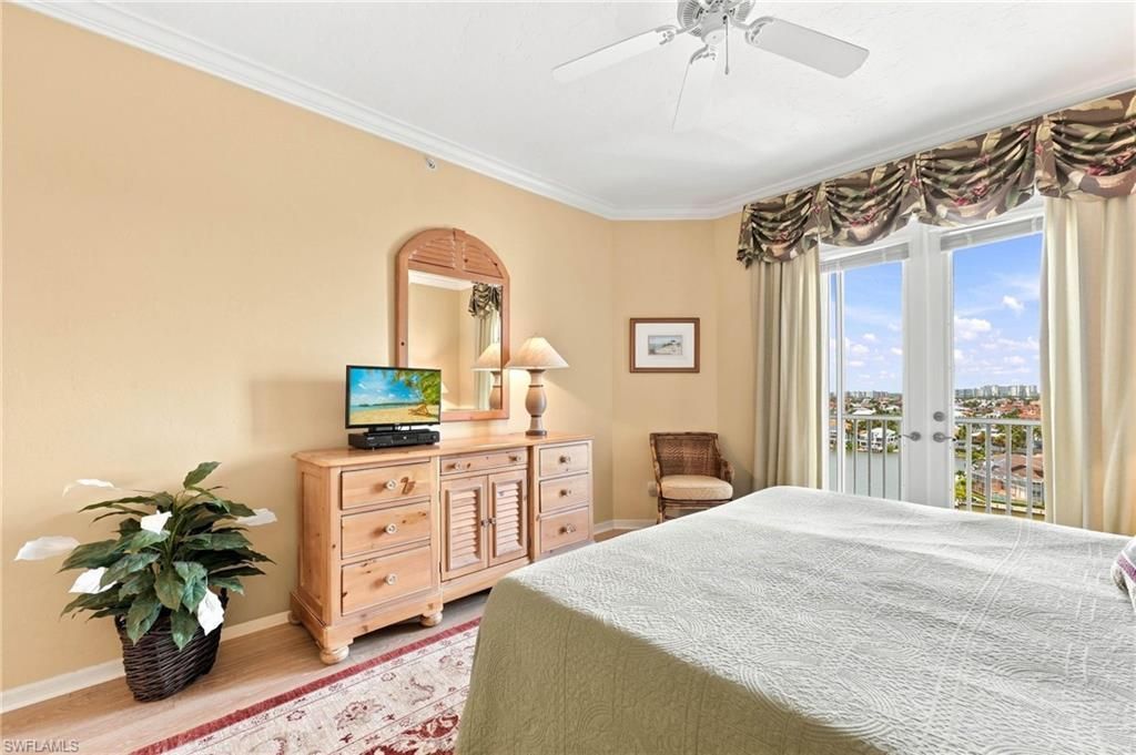 410 Flagship Dr, Unit 1105, Naples, FL 34108 Photo