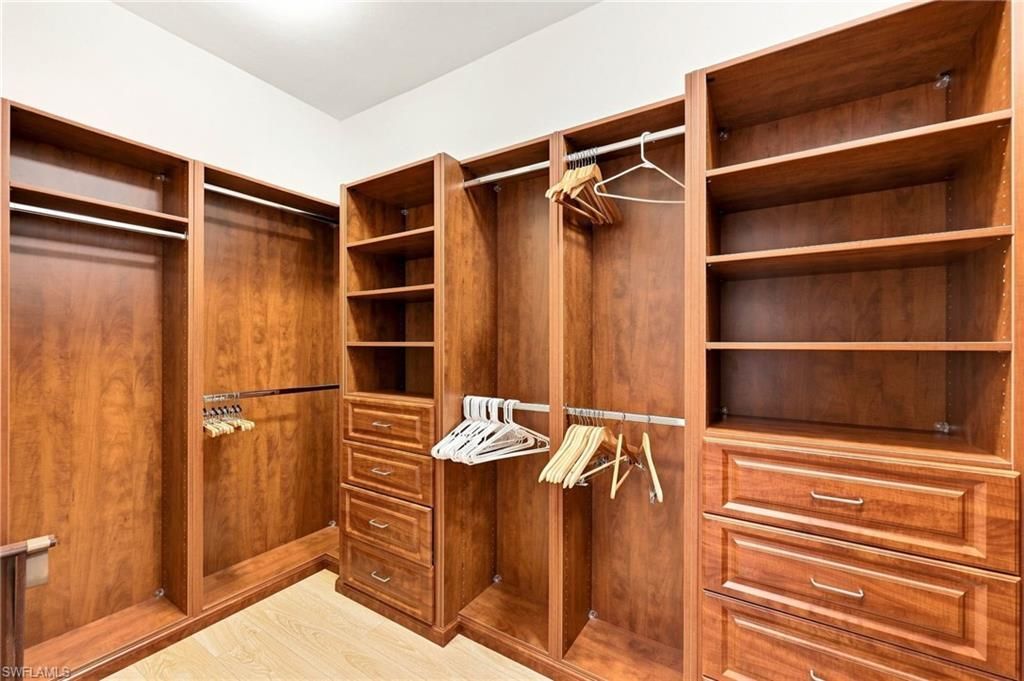 410 Flagship Dr, Unit 1105, Naples, FL 34108 Photo