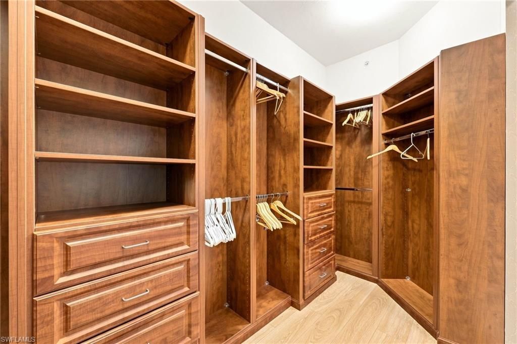 410 Flagship Dr, Unit 1105, Naples, FL 34108 Photo