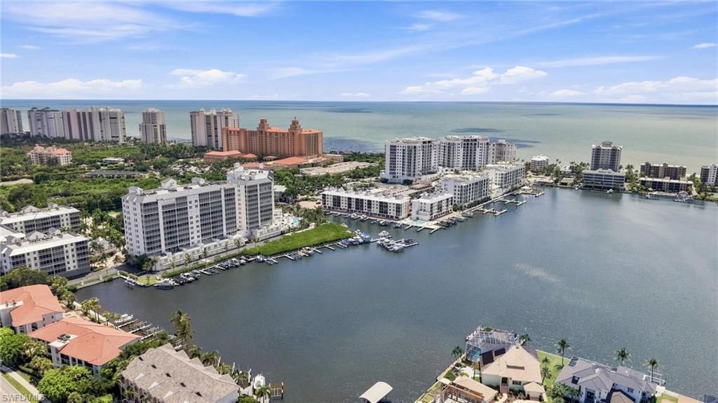 410 Flagship Dr, Unit 1105, Naples, FL 34108 Photo