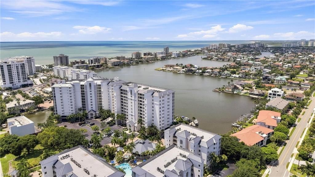 410 Flagship Dr, Unit 1105, Naples, FL 34108 Photo