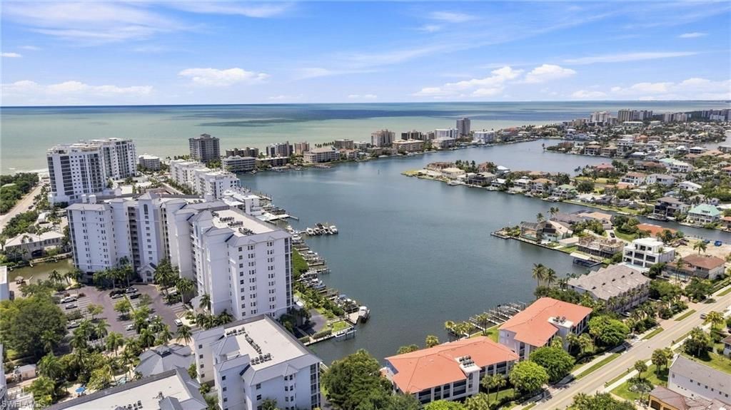 410 Flagship Dr, Unit 1105, Naples, FL 34108 Photo