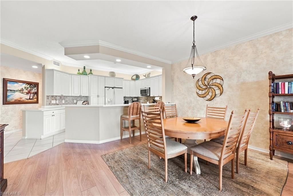 410 Flagship Dr, Unit 1105, Naples, FL 34108 Photo