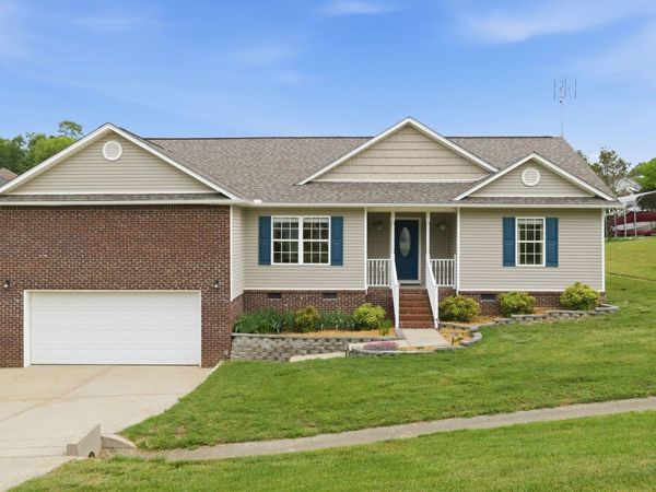 218 Shady Dr, Columbia, TN 38401