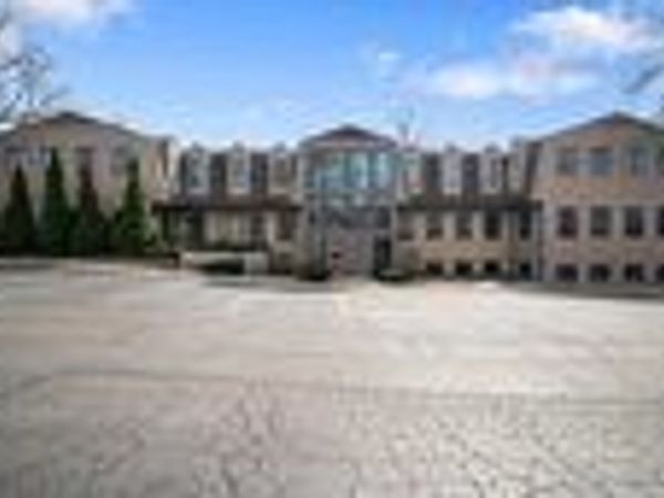 2000 Larkin Avenue , Unit 102, Elgin, IL 60123