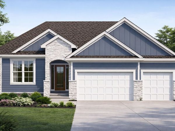 1805 Summit Circle NE, Bondurant, IA 50035