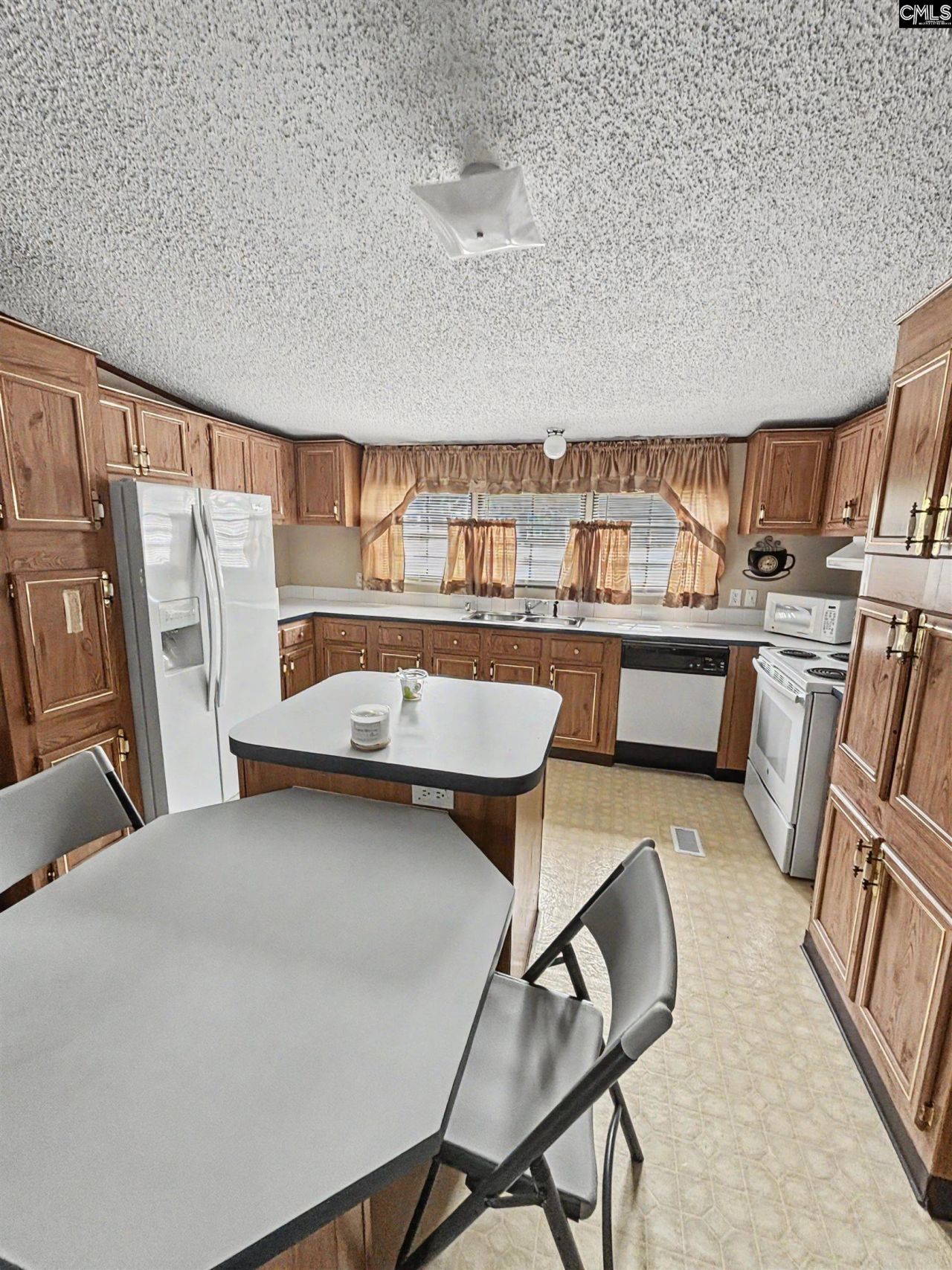 205 Rister Rd  Photo 5