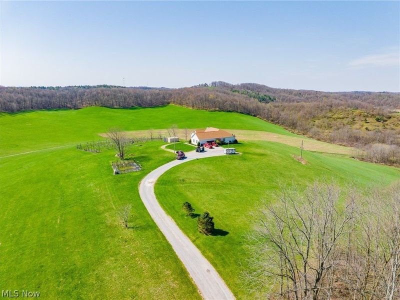 3730 Rice Rd SW, New Philadelphia, OH 44663 Photo 8