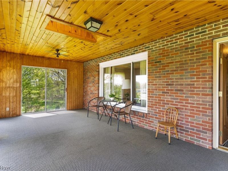 7903 E Liberty Street, Hubbard, OH 44425 Photo 11
