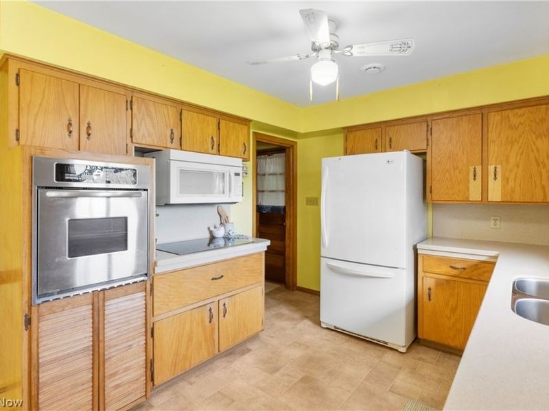7903 E Liberty Street, Hubbard, OH 44425 Photo 14