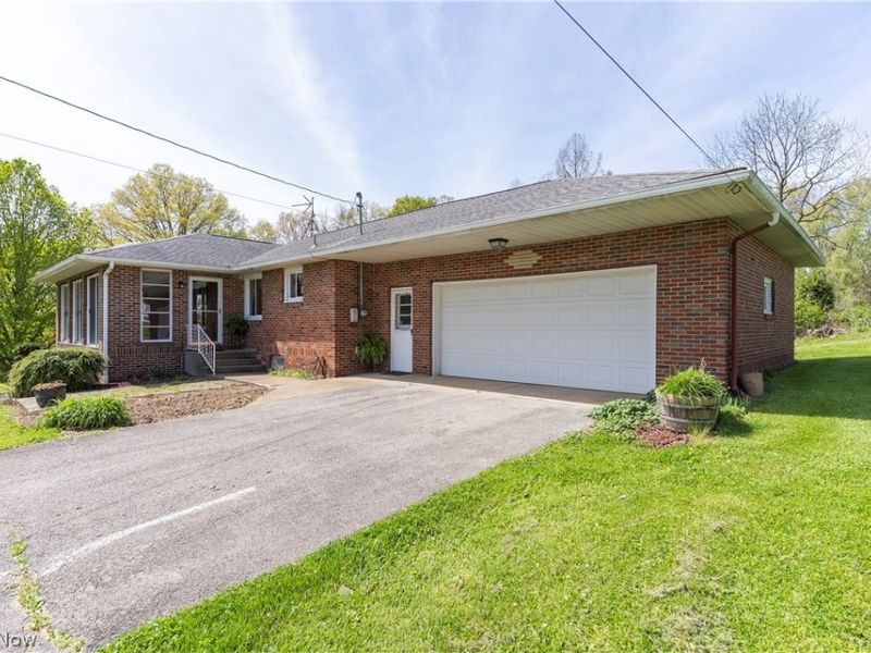 7903 E Liberty Street, Hubbard, OH 44425 Photo 5