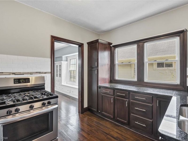 10109 Almira Avenue , Cleveland, OH 44111 Photo 16