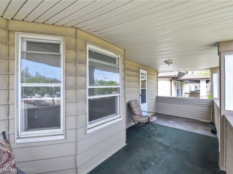 10109 Almira Avenue , Cleveland, OH 44111 Photo 6