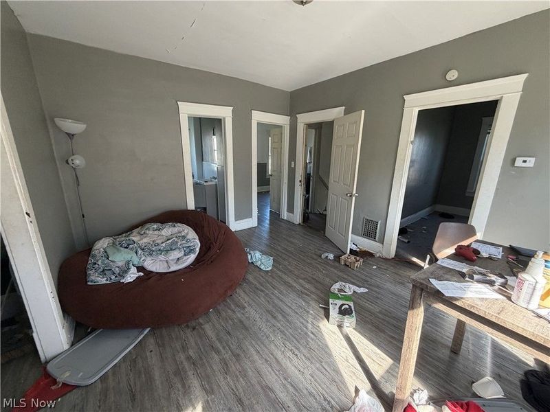 8105 Force Avenue , Cleveland, OH 44105 Photo 2