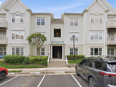 4359 WILSON VALLEY, Unit 302, FAIRFAX, VA 22033