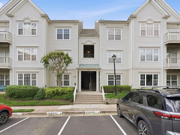 4359 WILSON VALLEY, Unit 302, FAIRFAX, VA 22033