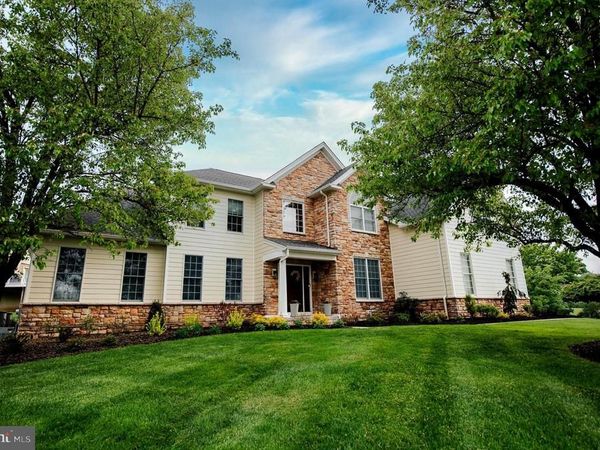 301 PRESCOTT DRIVE, CHESTER SPRINGS, PA 19425