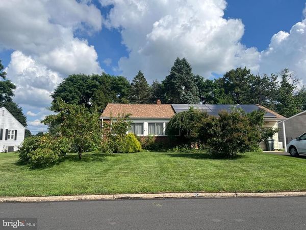 1327 LACEBARK STREET , FEASTERVILLE TREVOSE, PA 19053