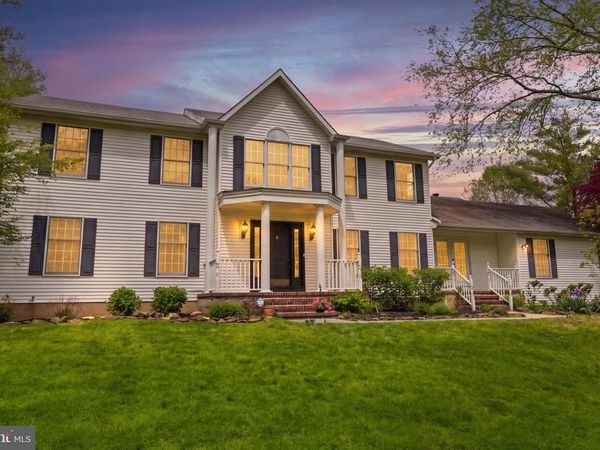 12 COVENTRY LANE, HOPEWELL, NJ 08525