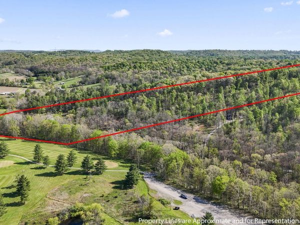 1588 Debord Road , Chillicothe, OH 45601