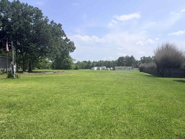 37545 New River Canal Rd, Geismar, LA 70734