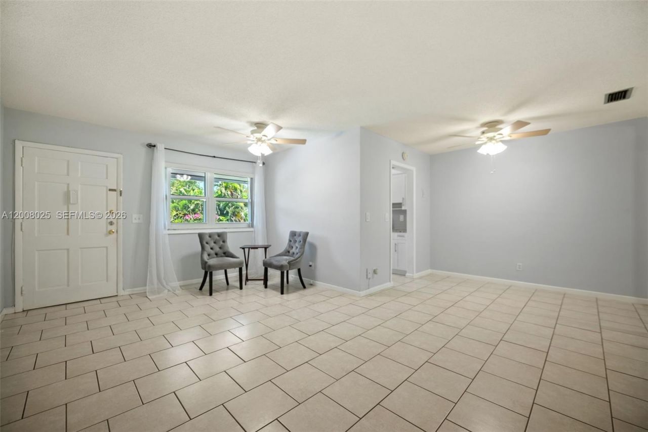 1431 S 14th Ave, Unit 212, Hollywood, FL 33020 Photo