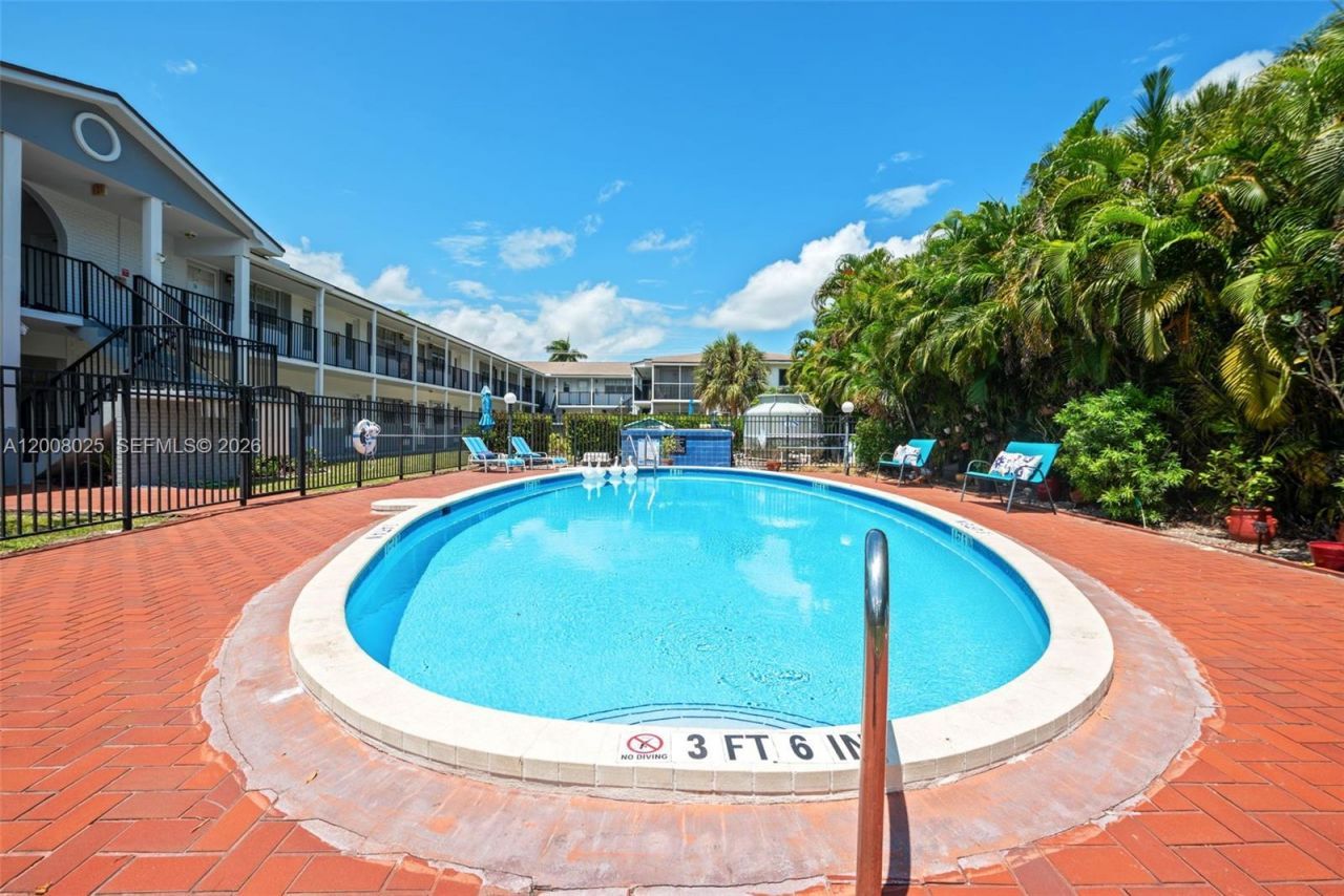 1431 S 14th Ave, Unit 212, Hollywood, FL 33020 Photo