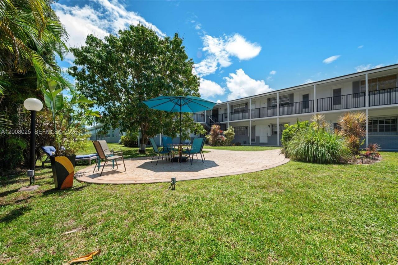 1431 S 14th Ave, Unit 212, Hollywood, FL 33020 Photo