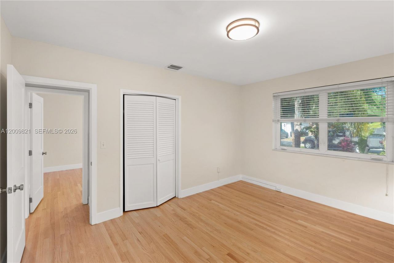 5614 San Vicente St , Coral Gables, FL 33146 Photo