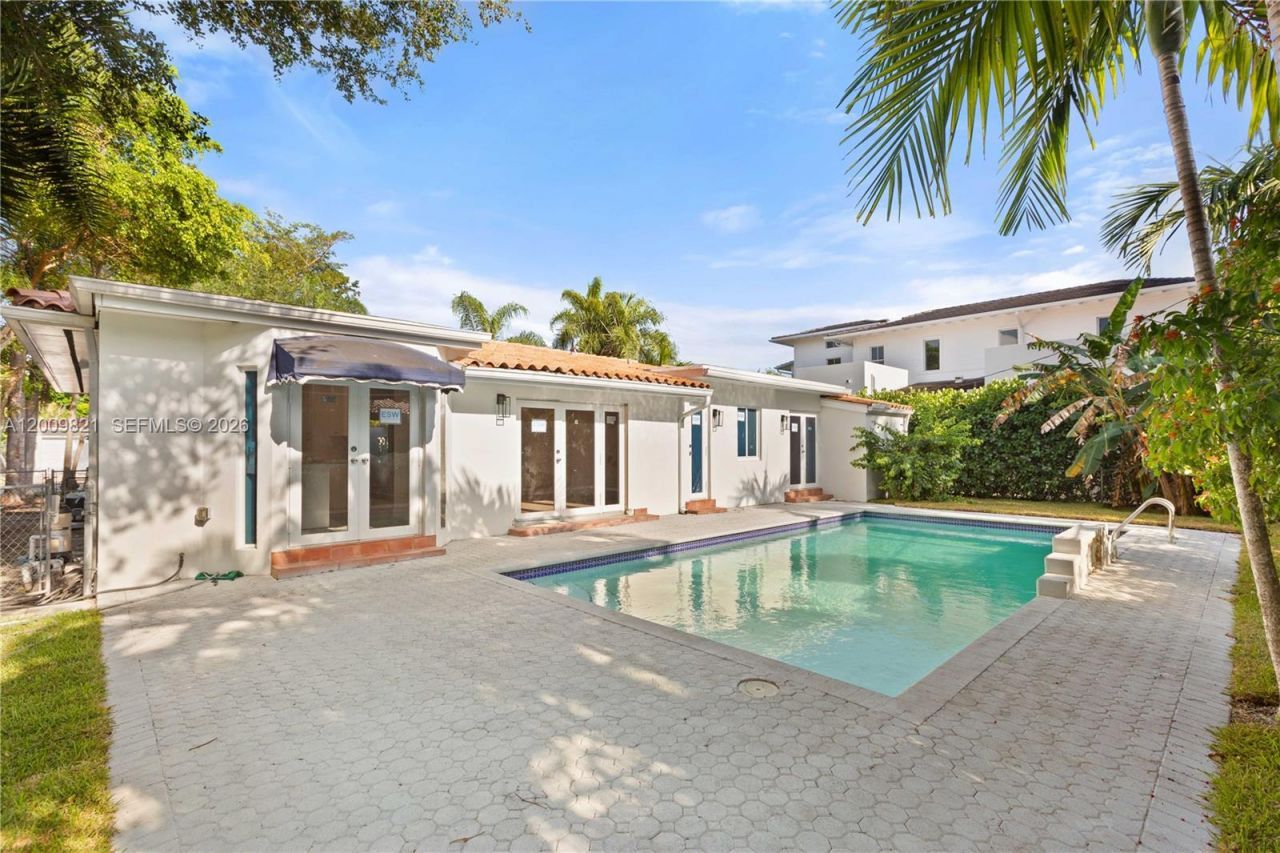 5614 San Vicente St , Coral Gables, FL 33146 Photo