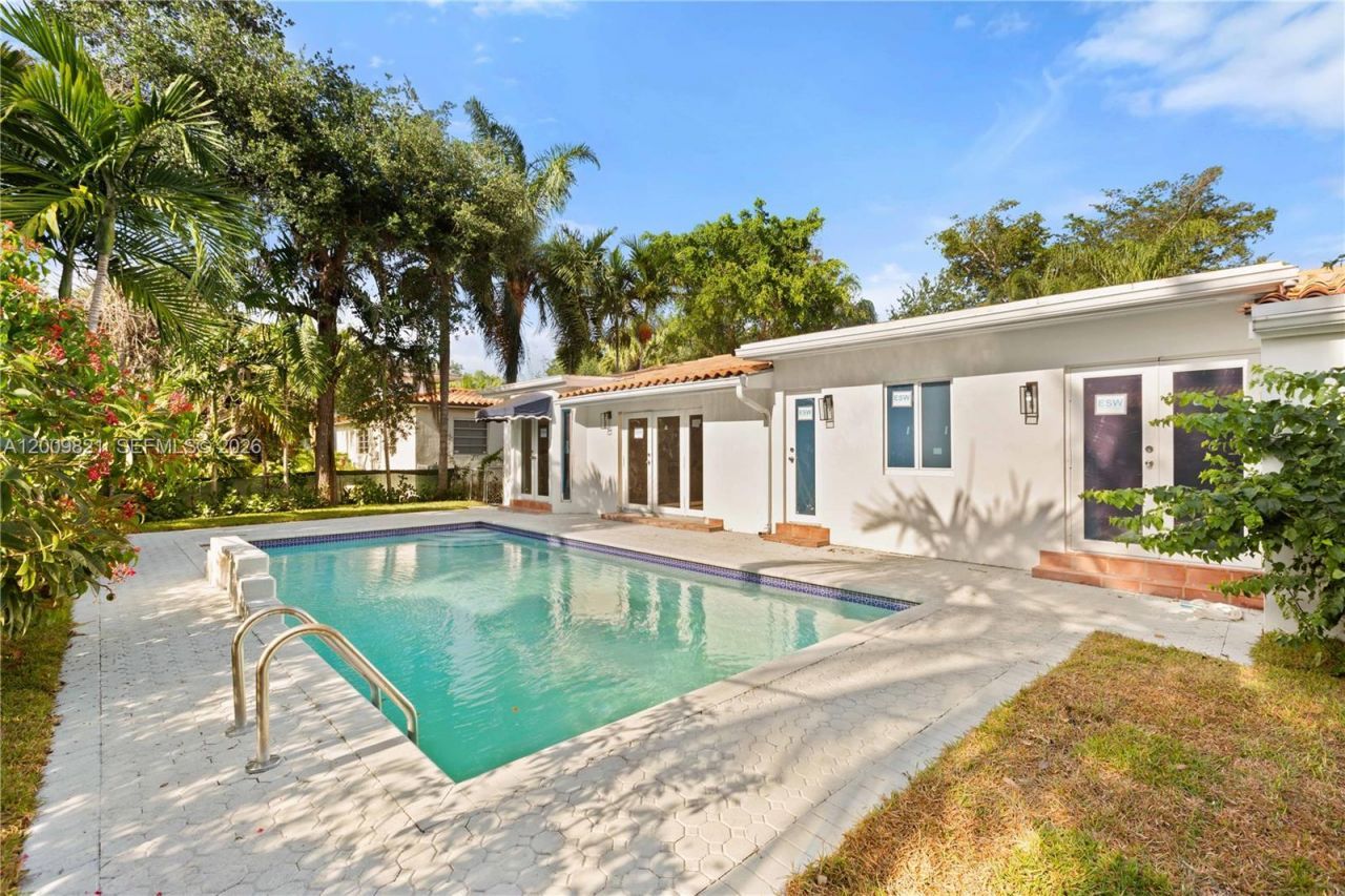 5614 San Vicente St , Coral Gables, FL 33146 Photo