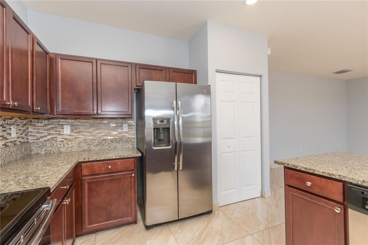 3364 W 103rd Ter , Hialeah, FL 33018 Photo