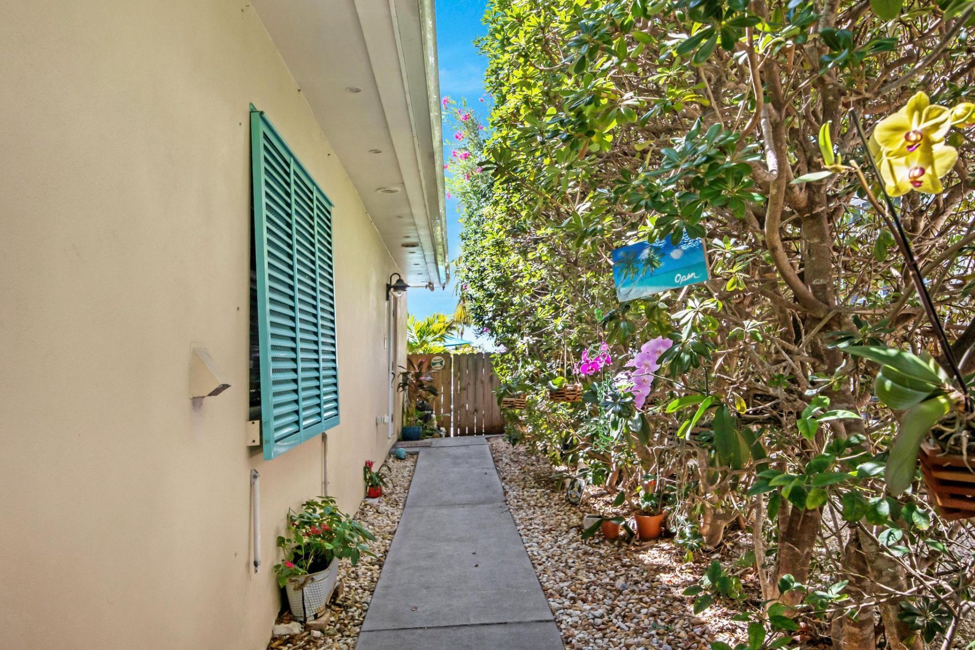 351 8th Street, Key Colony, FL 33051 Photo