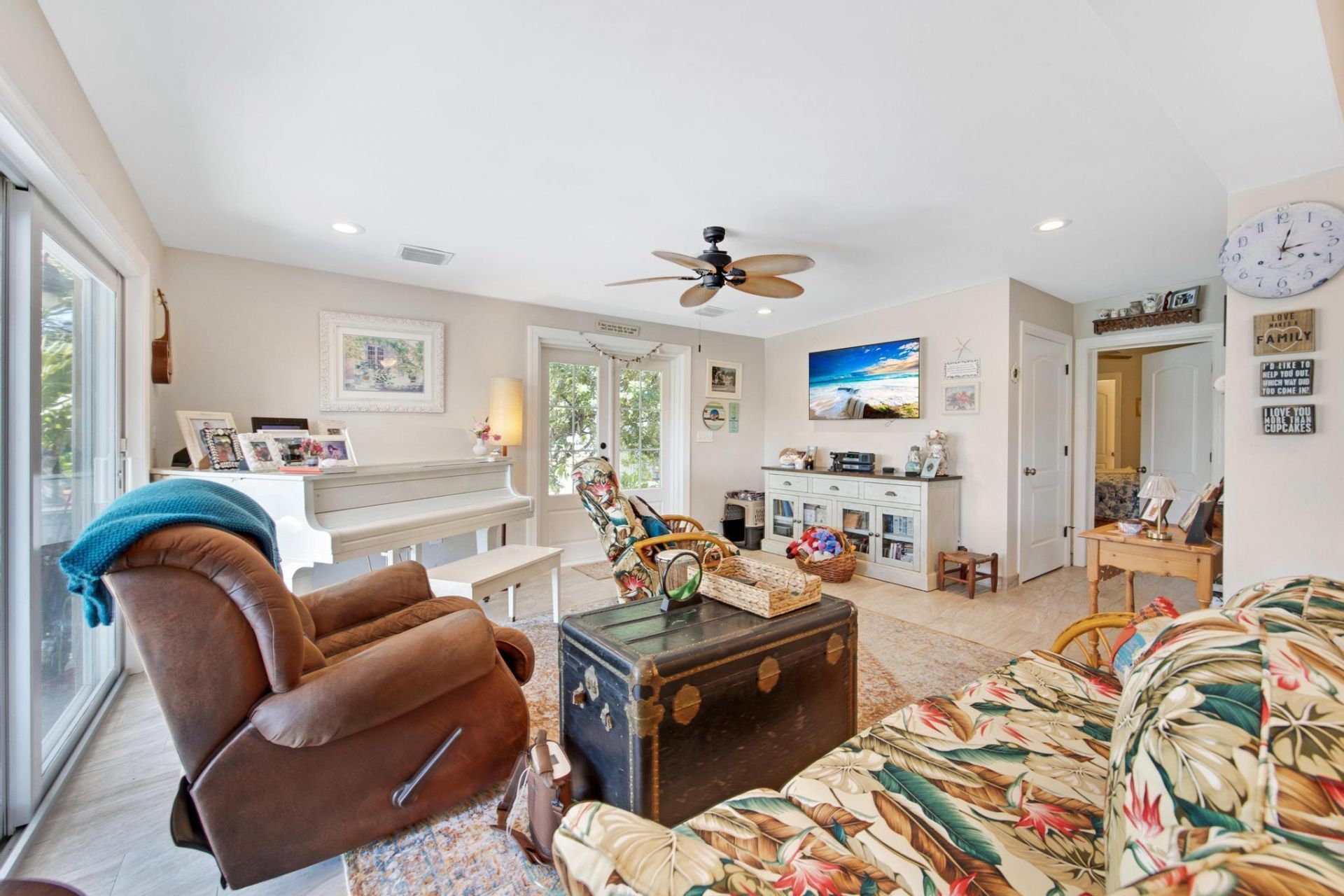 351 8th Street, Key Colony, FL 33051 Photo