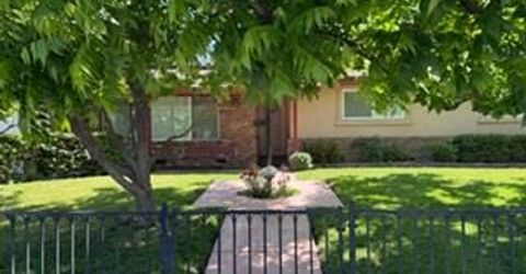 329 S Oak, Oakdale, CA 95361 Photo