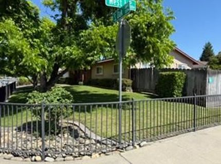 329 S Oak, Oakdale, CA 95361 Photo
